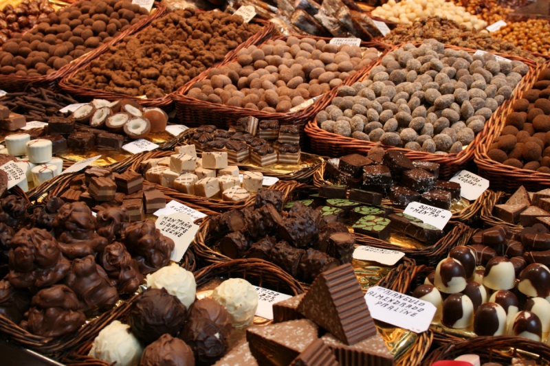 vitrine-VIDAUBAN-min_chocolates_chocolate_nibble_sweetness_fine_chocolates_gourmet_candy_brand-752083